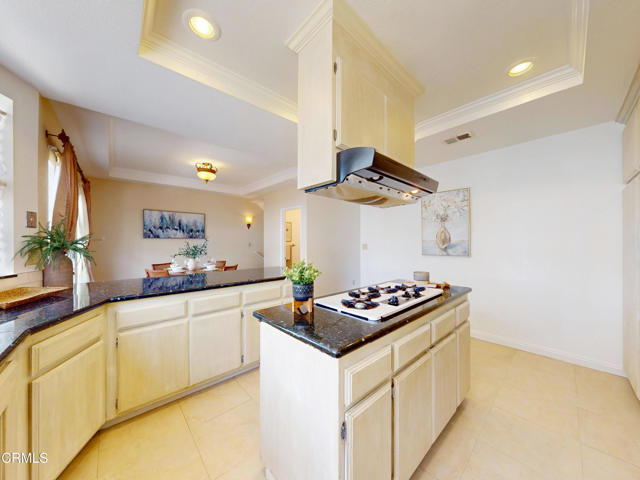 Detail Gallery Image 9 of 29 For 123 N Alhambra Ave #C,  Monterey Park,  CA 91755 - 3 Beds | 2/1 Baths