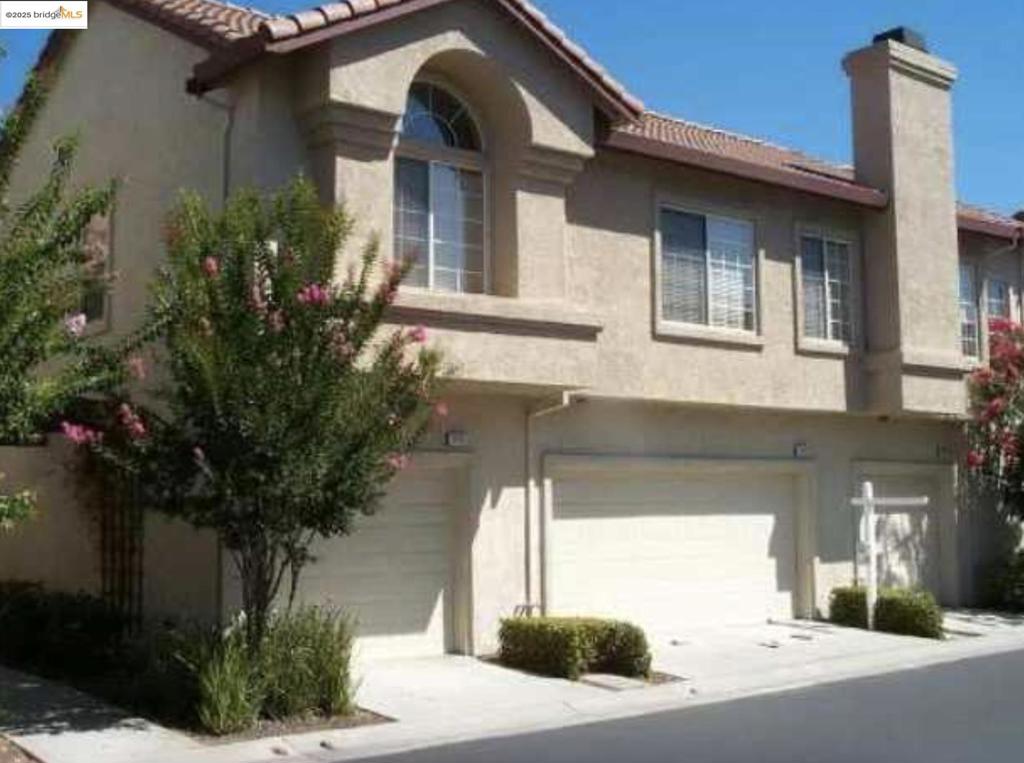 5740 Belleza Dr