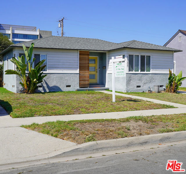 1733 E 123rd Street, Los Angeles CA: https://media.crmls.org/mediaz/44a65dd6-b716-4ba9-82c0-14fa4bcf1d27.jpg