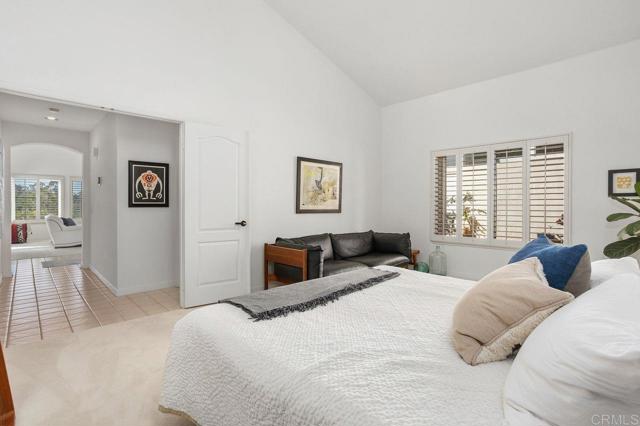 1265 Camino Lorado, San Marcos CA: https://media.crmls.org/mediaz/44a66809-ec4d-4b4d-8792-26b209e2af84.jpg