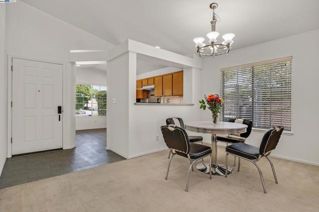 6997 Foxtail Dr, Livermore CA: https://media.crmls.org/mediaz/44a677b0-174d-444a-a61e-e388b60b6f49.jpg