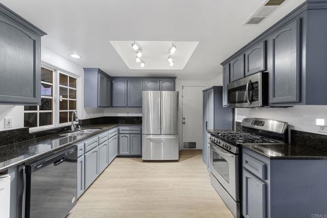 1223 12TH STREET, Imperial Beach CA: https://media.crmls.org/mediaz/44a73635-f282-46d2-9034-f50b3975a2cd.jpg
