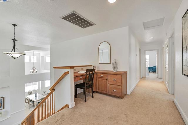 Image 22 of 60 For 5065 Carbondale Way