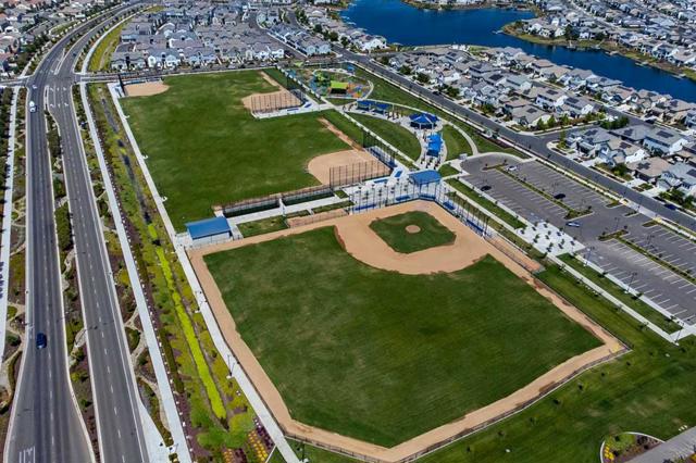 4584 Strandberg Avenue, Lathrop CA: https://media.crmls.org/mediaz/44a7c6d6-a64a-4754-94da-ec3ac36582ac.jpg