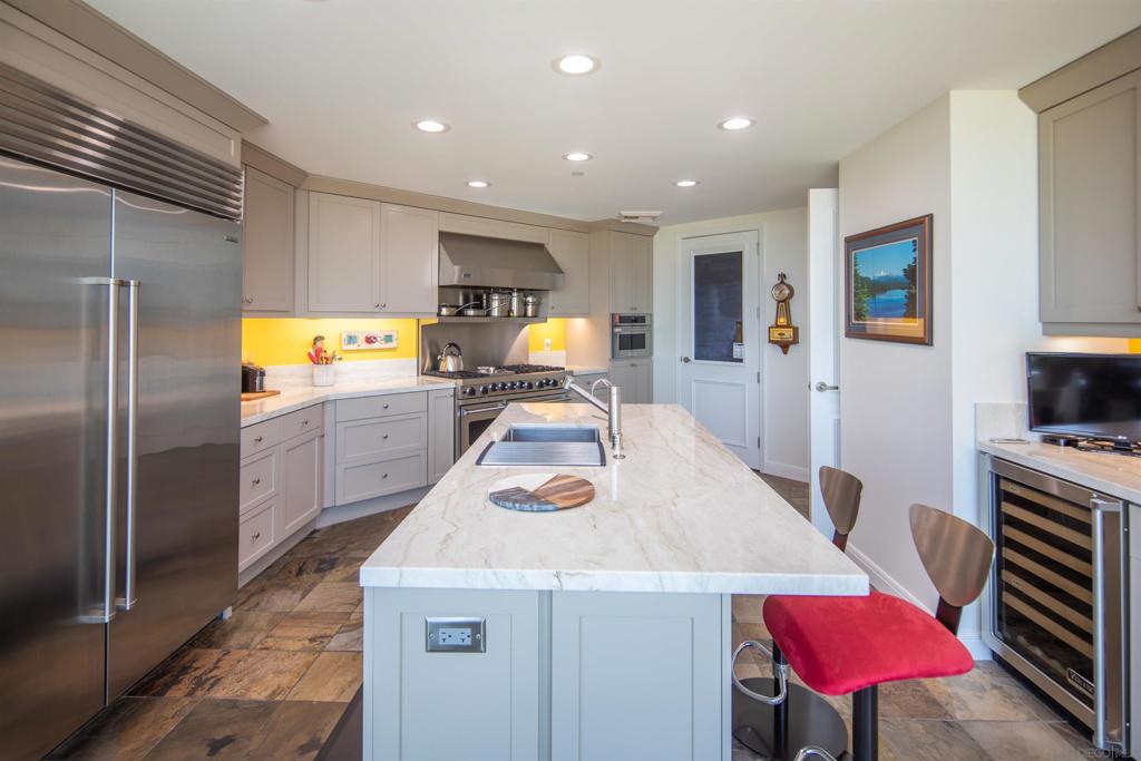 MLS #250026576SD image #16