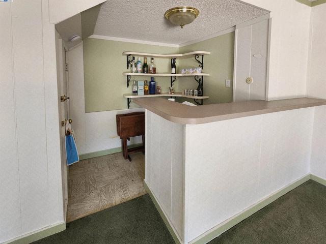 4098 W Las Positas Blvd, Pleasanton CA: https://media.crmls.org/mediaz/44a89e34-1284-4cd3-97a0-bc09c4233779.jpg