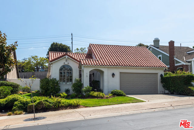 10 Village Circle, Manhattan Beach, California 90266, 3 Bedrooms Bedrooms, ,2 BathroomsBathrooms,Residential,For Sale,Village,25585917