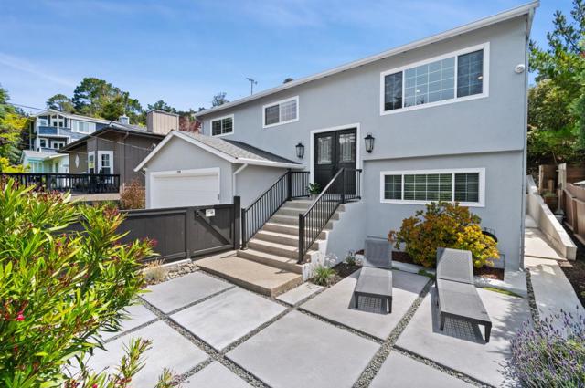 330 Avenue Portola, El Granada CA: https://media.crmls.org/mediaz/44ab8a94-8860-44bb-81cc-d06e3c3fd392.jpg
