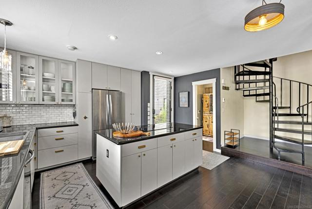 675 S. Sierra Ave, Solana Beach CA: https://media.crmls.org/mediaz/44abb36f-9461-4d5e-a0d5-a7bcd80beeb8.jpg