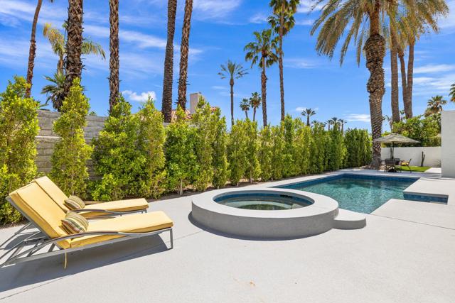 49 Mission Palms E Drive, Rancho Mirage CA: https://media.crmls.org/mediaz/44ac5885-34ad-4ec5-aa17-7cb4be1126a4.jpg