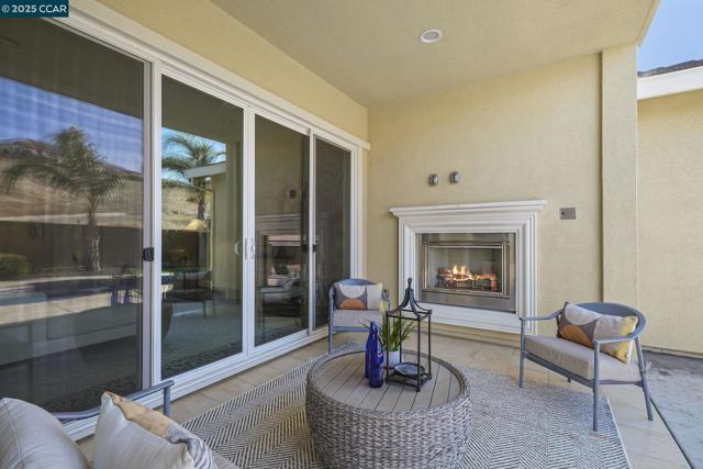 2968 Alves Ranch Rd, Pittsburg CA: https://media.crmls.org/mediaz/44ade5d8-50dd-4db5-a67f-ee9a6c54fb65.jpg