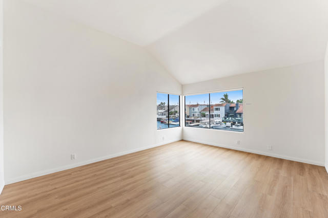 Detail Gallery Image 17 of 31 For 4320 Meridian Ave, Oxnard,  CA 93035 - 3 Beds | 2/1 Baths