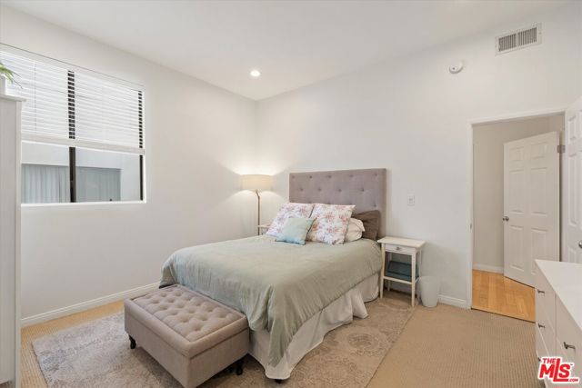 2 Bed Home for Sale in Los Angeles, California