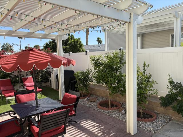 74711 Dillon Road, Desert Hot Springs CA: https://media.crmls.org/mediaz/44ae732b-27bf-4518-9d3b-4712cbd8f6c6.jpg
