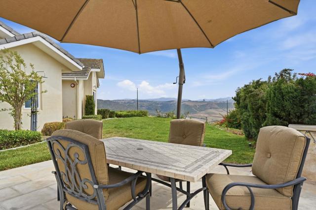 Detail Gallery Image 51 of 74 For 3611 Monserate Hill Ct, Fallbrook,  CA 92028 - 4 Beds | 4/1 Baths
