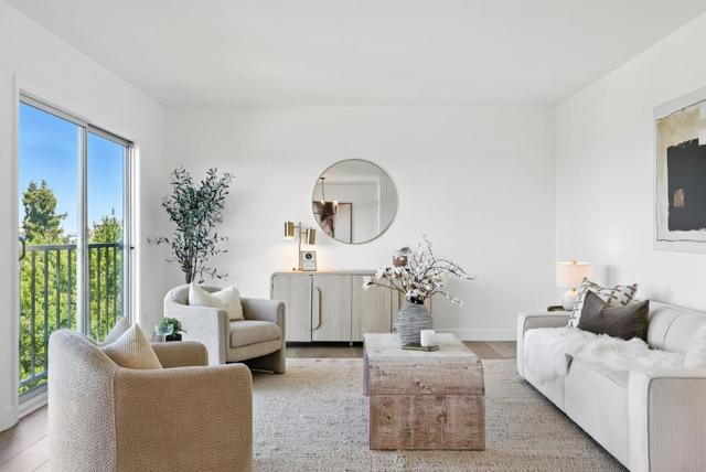 30 Mounds Road, San Mateo CA: https://media.crmls.org/mediaz/44aff247-b920-4d1f-b499-31391504cc78.jpg