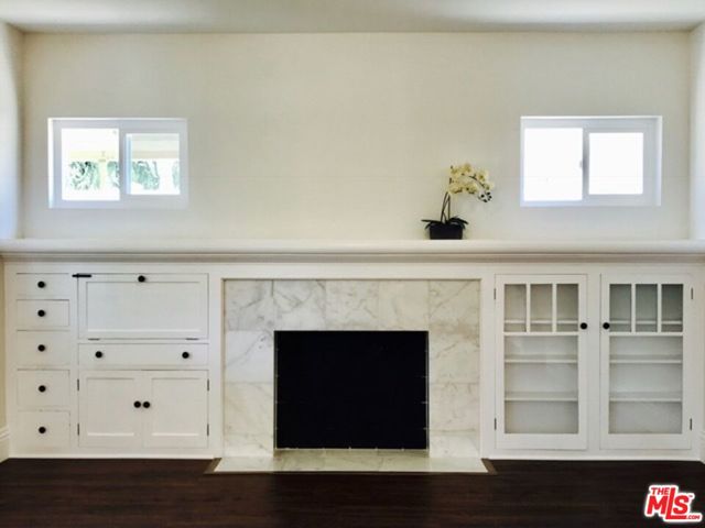 1288 N HILL Avenue, Pasadena CA: https://media.crmls.org/mediaz/44b00f8e-e92d-4ab8-865a-14c6993c60a2.jpg