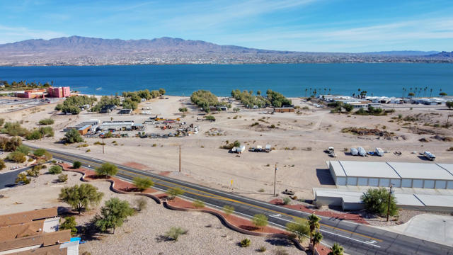 Image 63 of 83 For 12600 Havasu Lake Road
