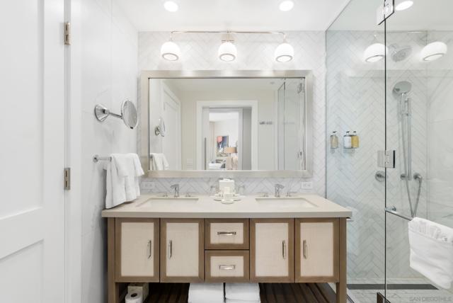 1500 Orange Ave, Coronado CA: https://media.crmls.org/mediaz/44b17c3b-5b2c-4989-8204-d4e20948be52.jpg