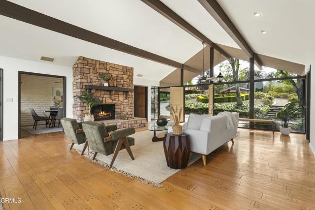 230 Avocado Place, Camarillo CA: https://media.crmls.org/mediaz/44b3418f-7ad4-43af-a592-9ca92e5b92d8.jpg
