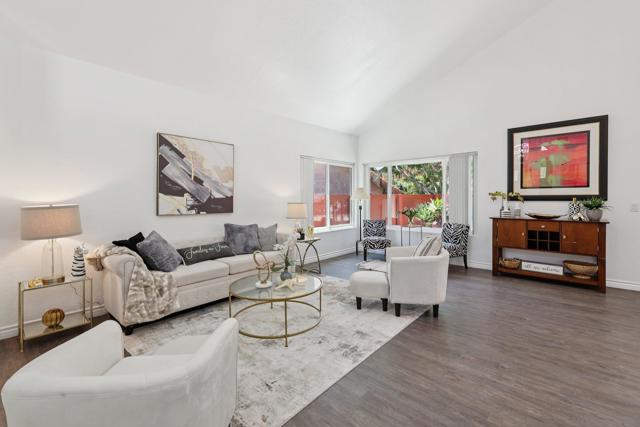 Image 8 of 69 For 10812 Elderwood Ln