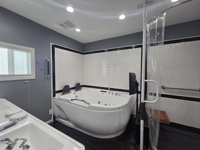 24 Mesa View Drive, Cathedral City CA: https://media.crmls.org/mediaz/44b3c169-370a-4bcf-b42c-45e1ef3e1cf8.jpg