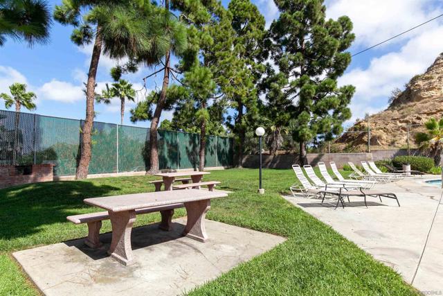 3845 Groton St, San Diego CA: https://media.crmls.org/mediaz/44b4bf37-d217-45a3-9ab9-21e00914a2bd.jpg