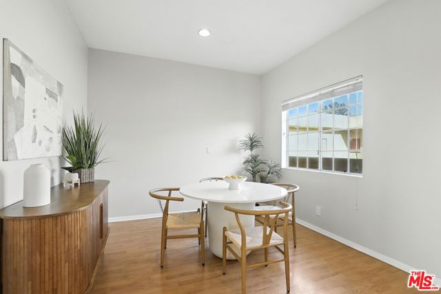 11531 Riverside Drive, 308 photo 8
