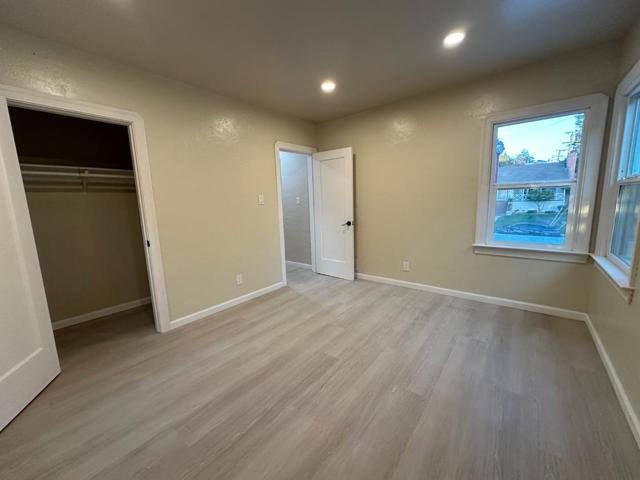Image 9 of 36 For 121 Bella Vista Way