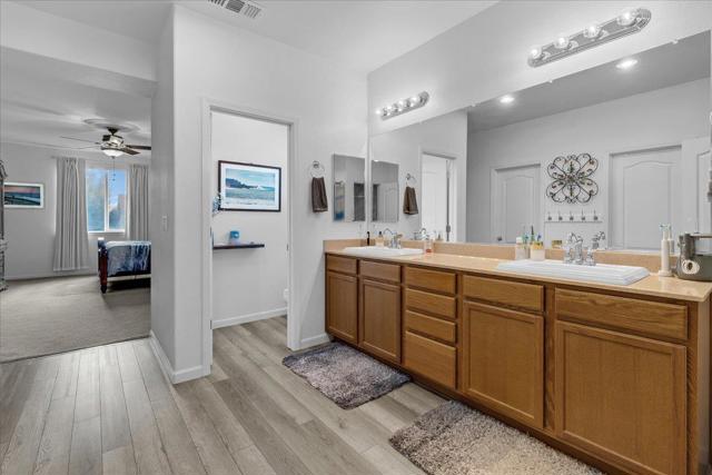 1751 Brighton Drive, Hollister CA: https://media.crmls.org/mediaz/44b747a6-b2ed-464a-ae9e-ace040fbbabf.jpg