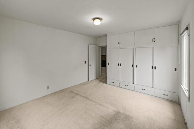 242 Littleness Avenue, Monterey CA: https://media.crmls.org/mediaz/44b89f02-13d1-43ce-a0a5-b3e4e65f74ff.jpg
