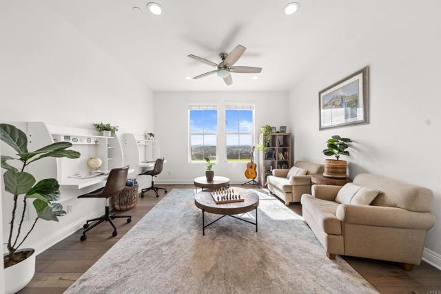 Detail Gallery Image 28 of 75 For 14546 Highcrest Ct, Poway,  CA 92064 - 5 Beds | 4/1 Baths