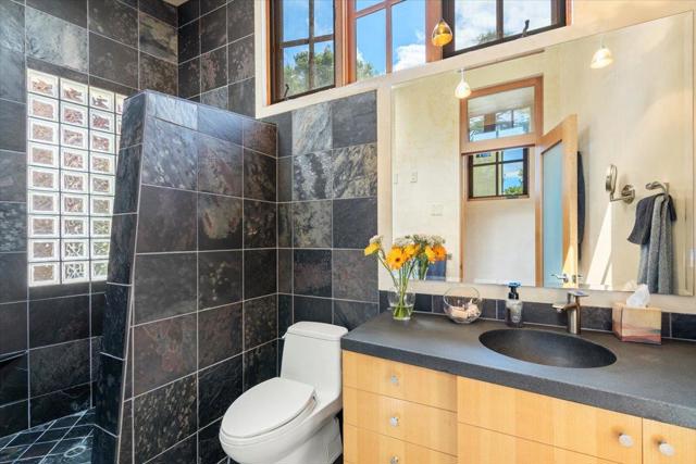 705 University Avenue, Los Altos CA: https://media.crmls.org/mediaz/44bb38eb-bdcf-4909-a10a-b327c987c4d0.jpg