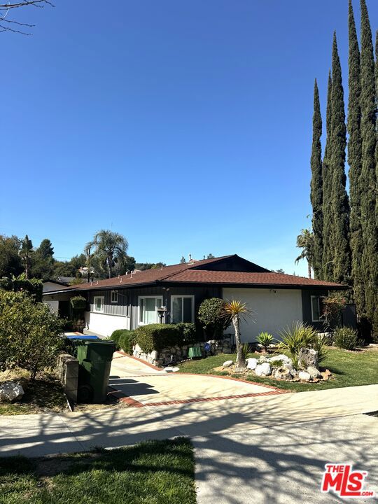 4509 Canoga Drive