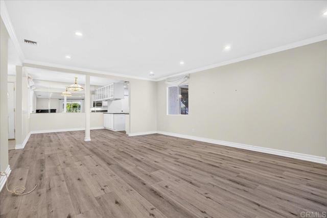 183 Sandberg Street photo 7