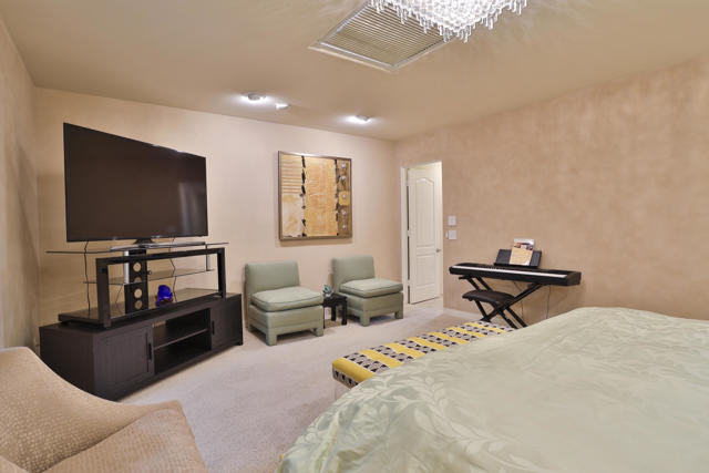 45735 Pawnee Road, Indian Wells CA: https://media.crmls.org/mediaz/44bca233-0b7d-4711-8eaa-39fbc4f13d4b.jpg