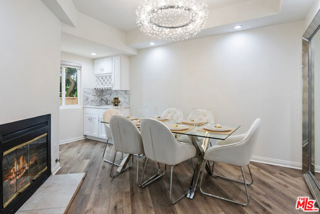 18730 Hatteras Street, Tarzana CA: https://media.crmls.org/mediaz/44bd0279-fb21-4836-8b6d-4ad98c4d33e4.jpg