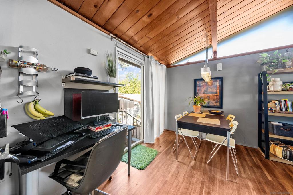 MLS #250037822SD image #39