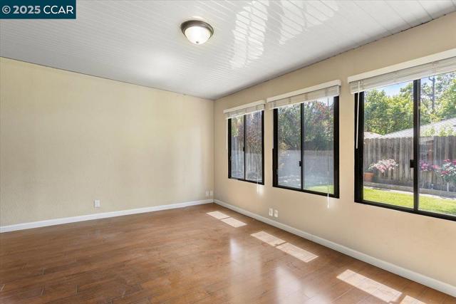 15745 Via Corta, San Lorenzo CA: https://media.crmls.org/mediaz/44bd0b38-d9fb-4ec2-a3f5-7236473c4c15.jpg