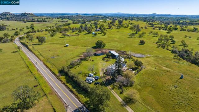 4774 Camanche Parkway N, Ione, California 95640-9412, 4 Bedrooms Bedrooms, ,2 BathroomsBathrooms,Single Family Residence,For Sale,Camanche Parkway N,41055217