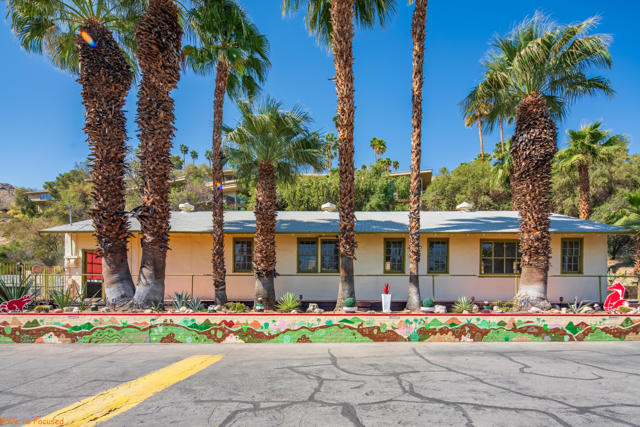 Were Focused Horizon Mobile Village Stoc