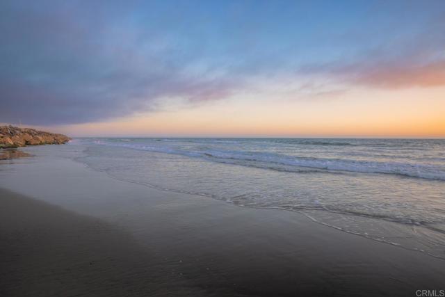 Image 22 of 39 For 5518 Rincon Beach Park Drive