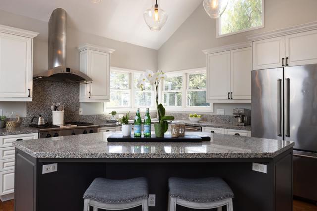 929 W Carmel Valley Road, Carmel Valley CA: https://media.crmls.org/mediaz/44bf1ca0-f392-4854-9632-4576150acfd9.jpg