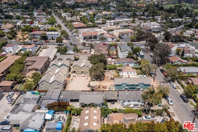 1317 Punta Gorda, Santa Barbara CA: https://media.crmls.org/mediaz/44c14494-9e0c-4db6-89ed-3db1ffbed016.jpg