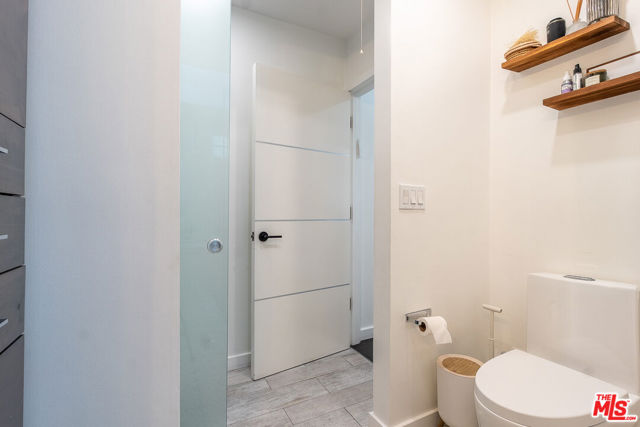 12322 Sylvan Street, North Hollywood CA: https://media.crmls.org/mediaz/44c1c0a7-ce93-43d8-81b9-22a2b9541db6.jpg