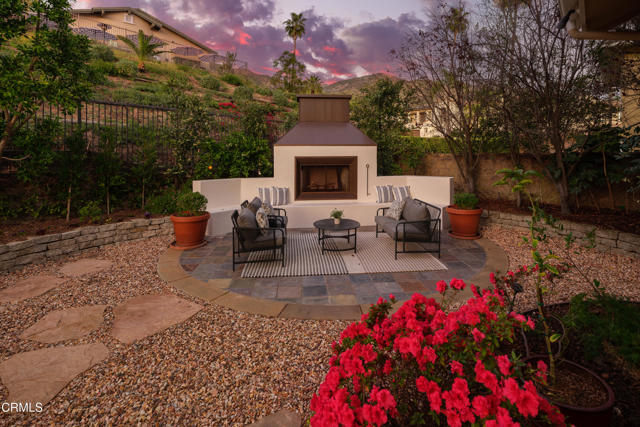 Detail Gallery Image 8 of 74 For 609 Hartwell Ct, Altadena,  CA 91001 - 4 Beds | 3 Baths