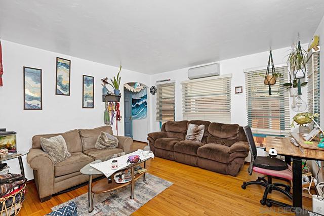 3483 3485 Olive Street, San Diego CA: https://media.crmls.org/mediaz/44c34f69-a299-4ada-960c-e7ff51e97274.jpg
