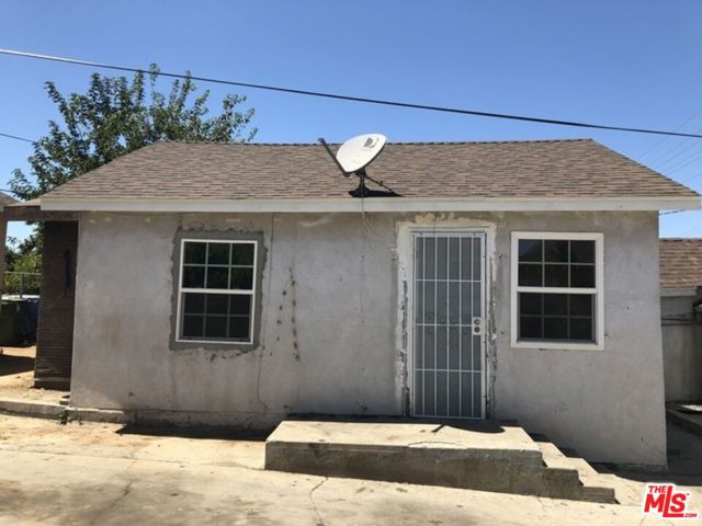 3442 E 1st Street, Los Angeles CA: https://media.crmls.org/mediaz/44c61b4a-b61a-4827-b80a-d3afcaa69c4d.jpg