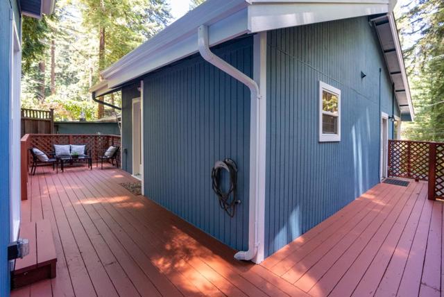 17981 Ogallala Warpath Road, Los Gatos CA: https://media.crmls.org/mediaz/44c6dd0a-e49d-4575-9624-17bc438ef87e.jpg