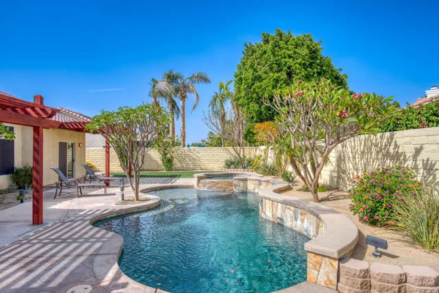 Details for 44450 Ocotillo Drive, La Quinta, CA 92253